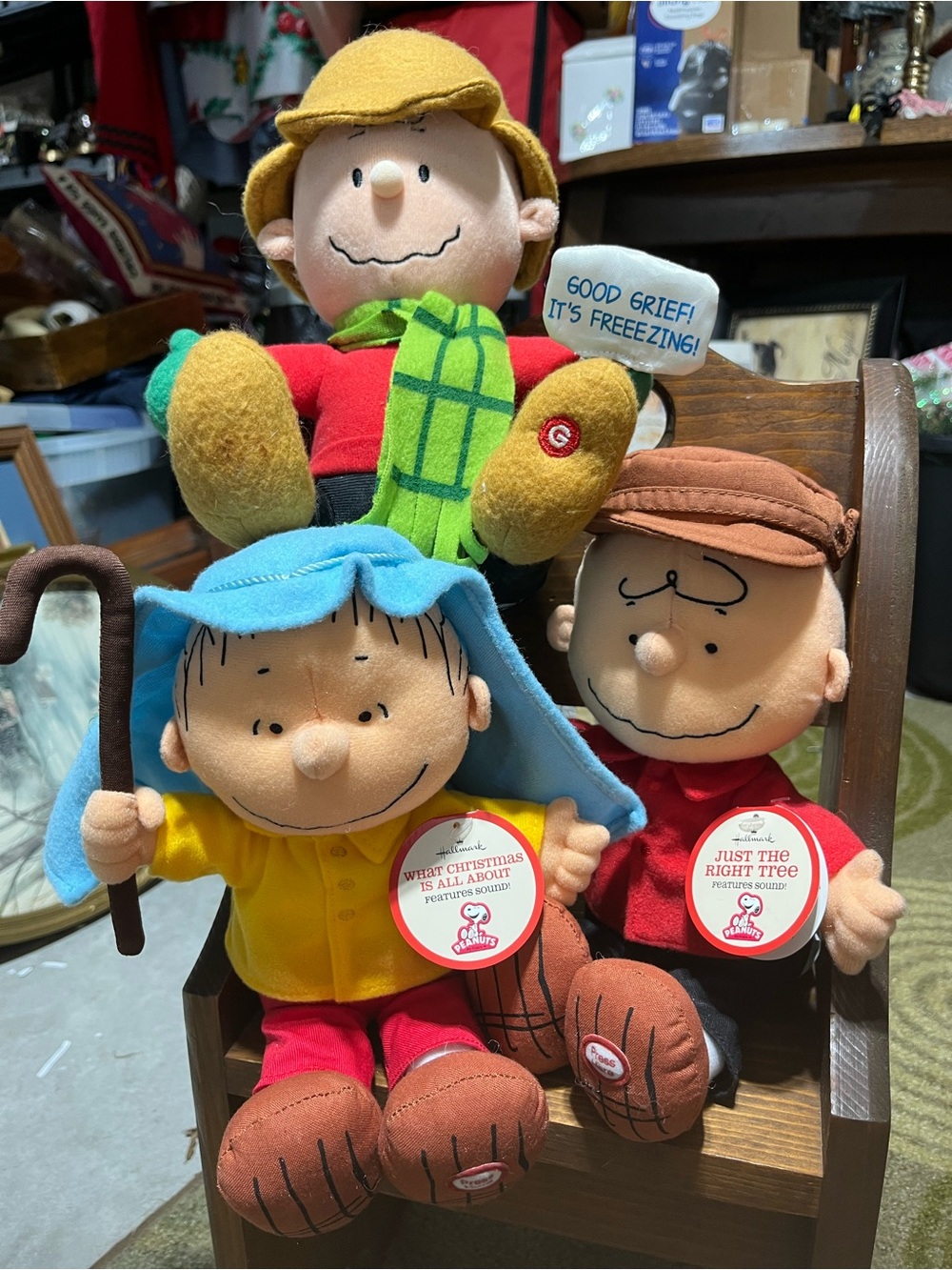 Peanuts Charlie Brown & Friends Holiday Plush Set - Yellow, Red, Blue Accents